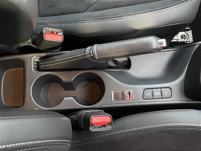 Toyota YARIS 2021-03 186729-13