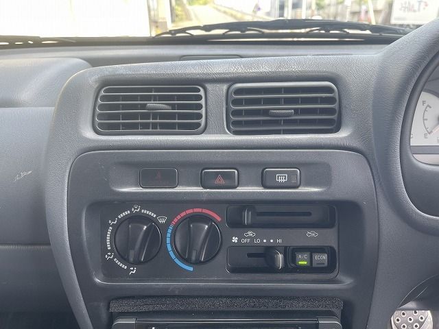 Toyota STARLET 1999-01 883-19