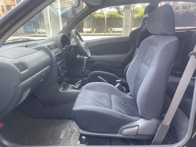 Toyota STARLET 1999-01 883-16