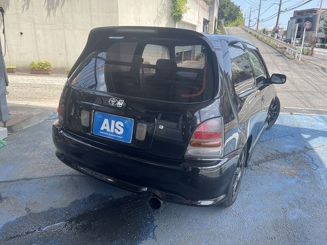 Toyota STARLET 1999-01 883-3