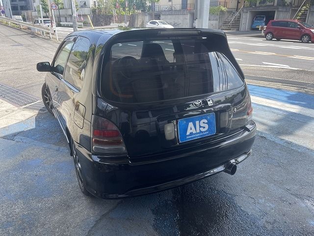 Toyota STARLET 1999-01 883-2