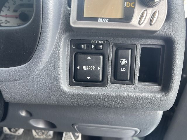 Toyota STARLET 1999-01 883-24