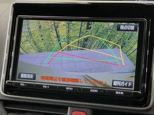 Toyota VOXY HYBRID 2018-04 11071-3
