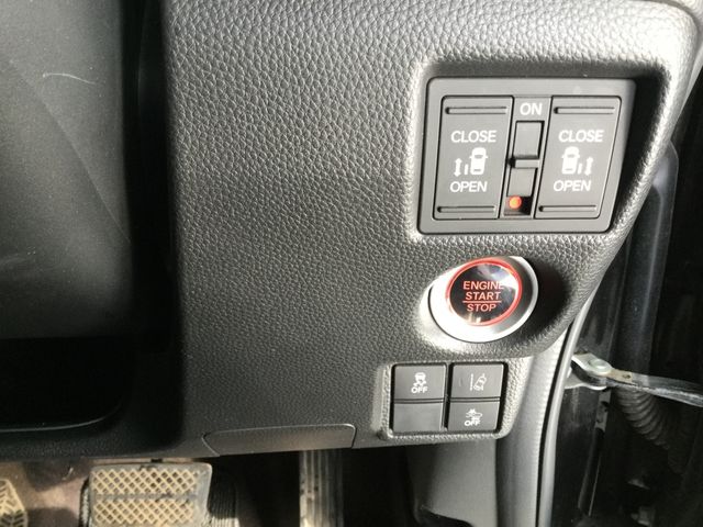 Honda N BOX CUSTOM 2018-03 181391-10