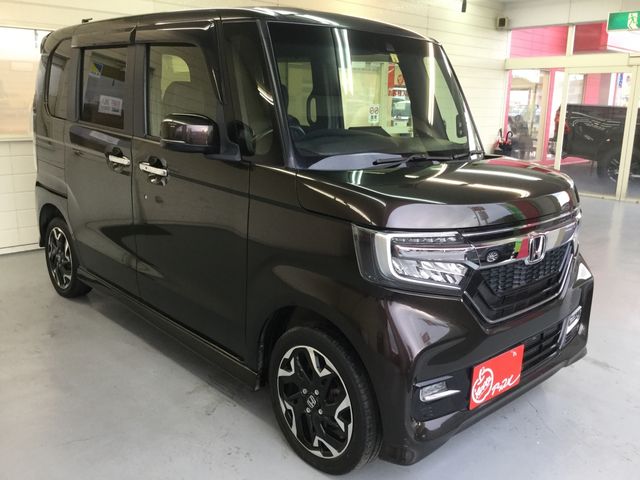 Honda N BOX CUSTOM 2018-03 181391-4