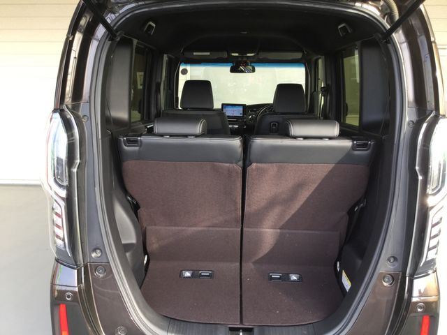 Honda N BOX CUSTOM 2018-03 181391-27