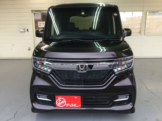 Honda N BOX CUSTOM 2018-03 181391-3