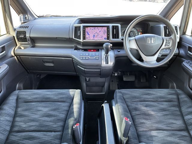 Honda e 2013-02 192335-1
