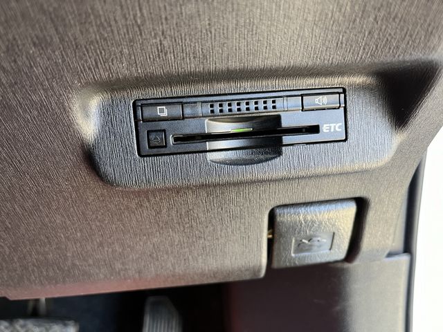 Toyota PRIUS 2012-11 191896-16