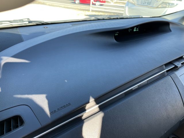 Toyota PRIUS 2012-11 191896-13
