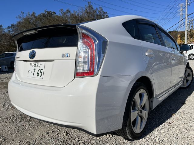 Toyota PRIUS 2012-11 191896-2