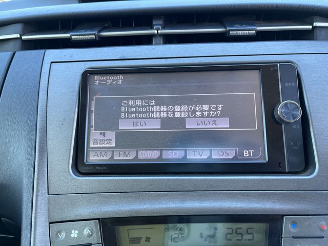 Toyota PRIUS 2012-11 191896-17