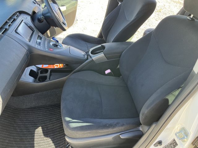 Toyota PRIUS 2012-11 191896-4