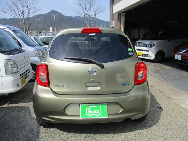 Nissan MARCH 2013-08 1006-6