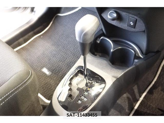 Toyota VITZ 2019-09 211219-12
