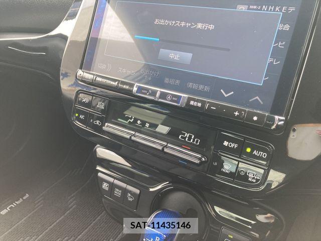 Toyota PRIUS 2019-01 350799-7