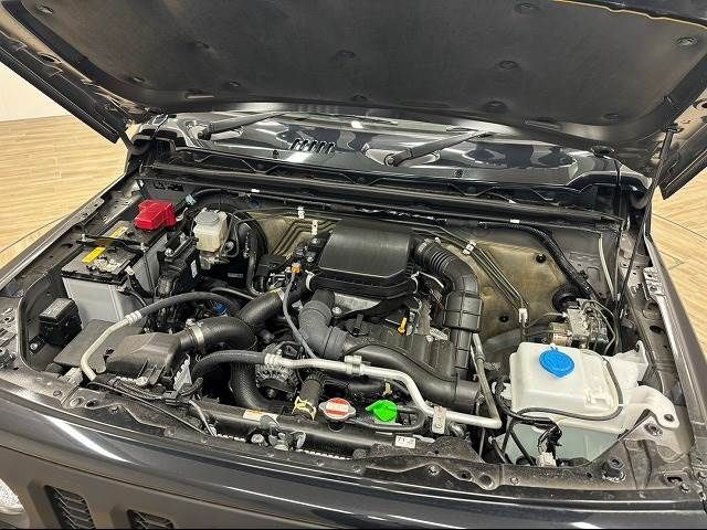 Suzuki JIMNY 2022-10 27018-17