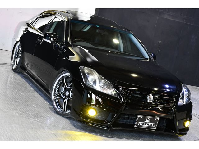 Toyota CROWN SEDAN 2012-06 8107-3