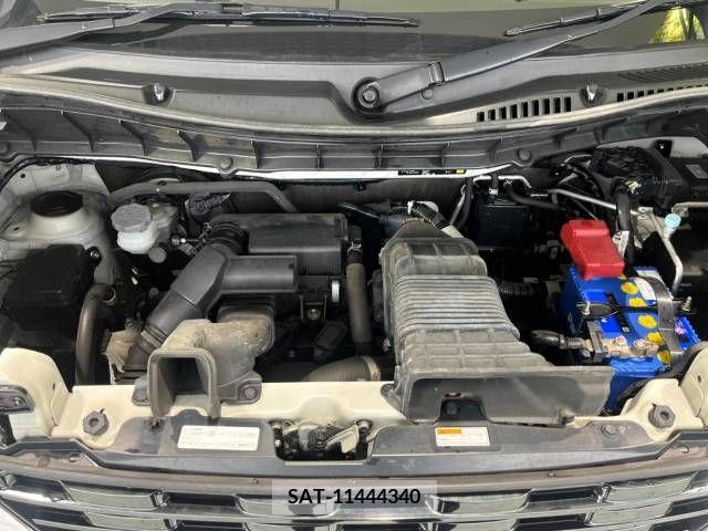 Suzuki SPACIA 2018-10 285775-18