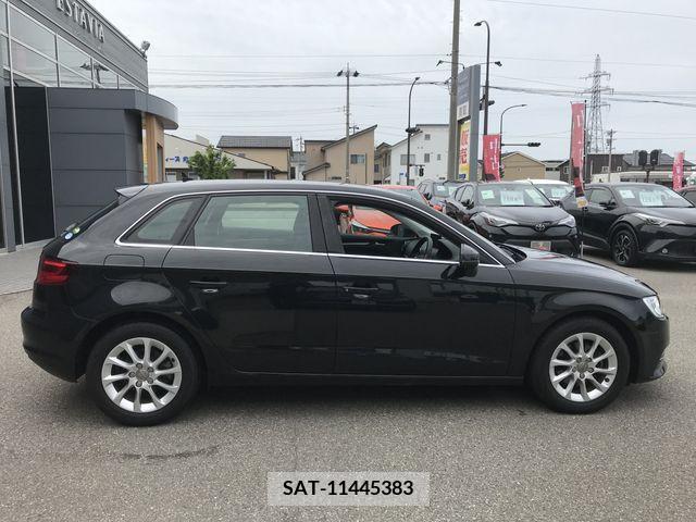 Audi A3 2014-03 292605-5