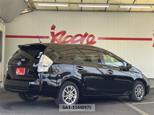 Toyota PRIUS ALPHA 2014-10 283463-2