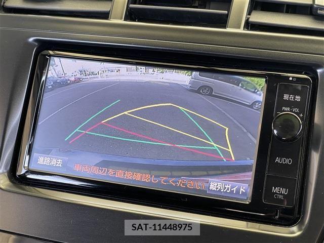 Toyota PRIUS ALPHA 2014-10 283463-11