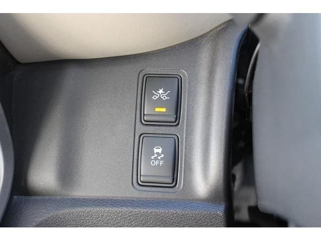 Nissan SERENA 2016-08 196086-3
