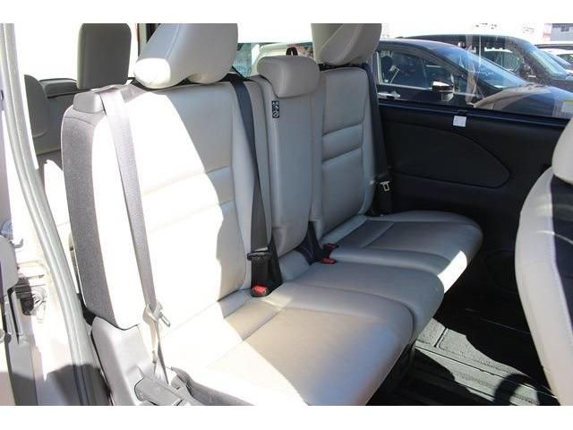 Nissan SERENA 2016-08 196086-15