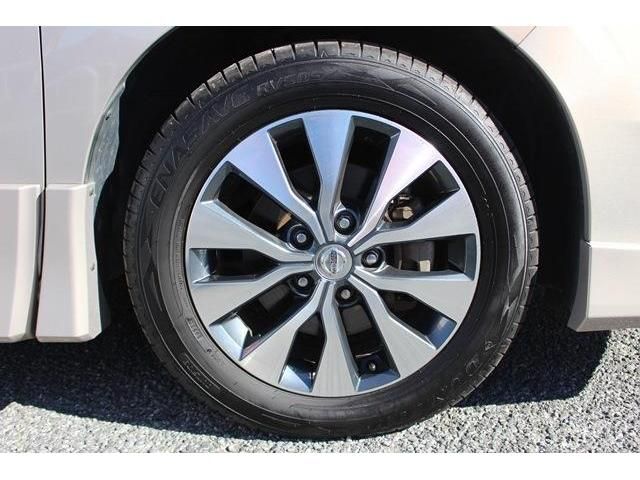 Nissan SERENA 2016-08 196086-11