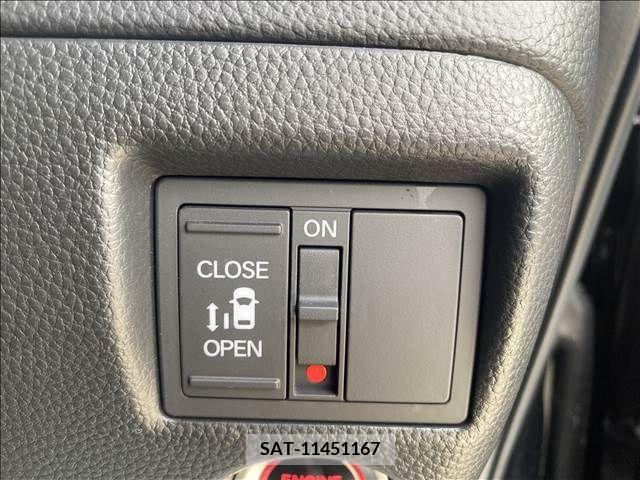 Honda N BOX CUSTOM 2022-03 330366-12