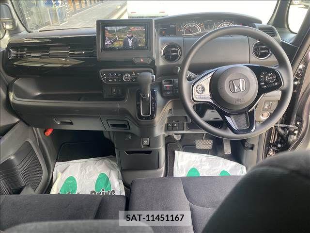 Honda N BOX CUSTOM 2022-03 330366-8