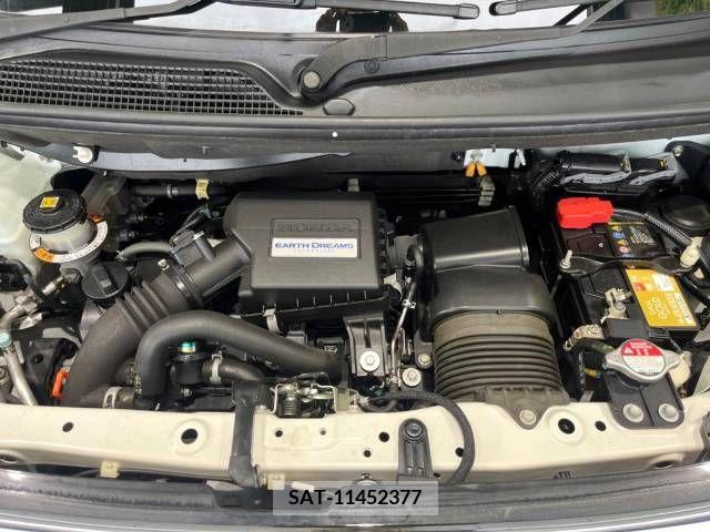 Honda N BOX 2018-07 278433-17