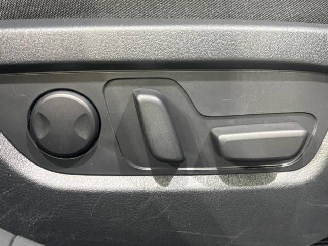 Mazda CX-30 2023-03 196133-7