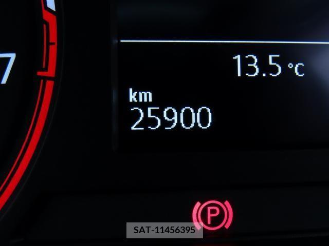 VolksWagen POLO 2018-10 320339-12