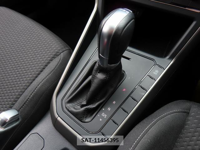 VolksWagen POLO 2018-10 320339-18