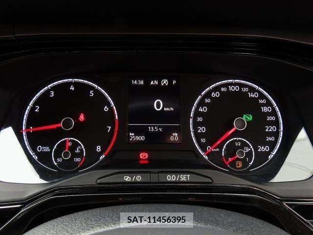 VolksWagen POLO 2018-10 320339-11