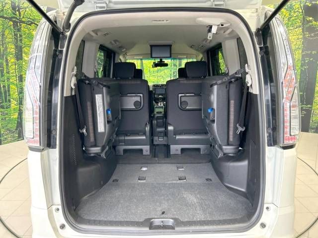 Nissan SERENA 2015-09 20980-11