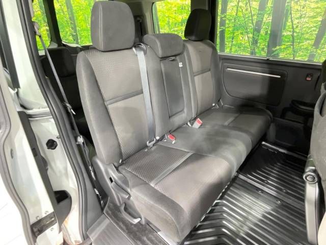 Honda e 2020-06 185873-9