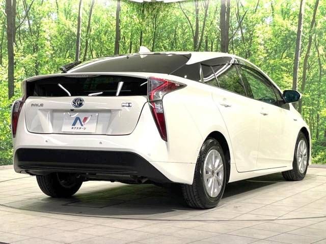 Toyota PRIUS 2016-09 26870-17