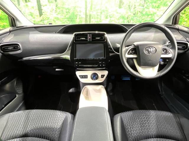 Toyota PRIUS 2016-09 26870-1