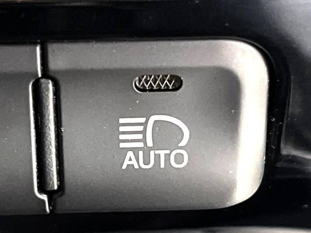 Toyota PRIUS 2016-09 26870-7