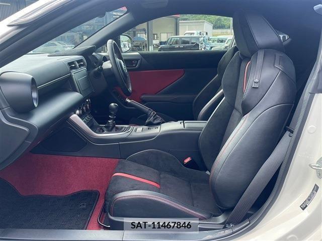 Toyota 86 2023-02 360810-2