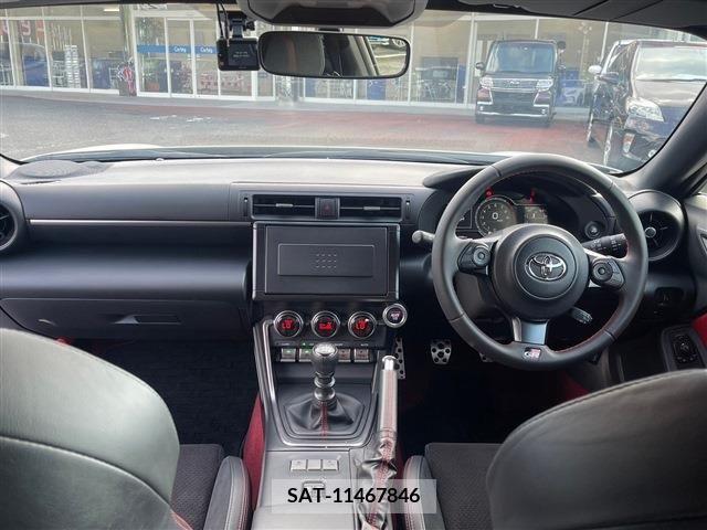 Toyota 86 2023-02 360810-1