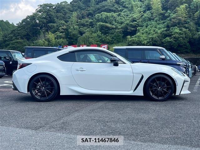 Toyota 86 2023-02 360810-11