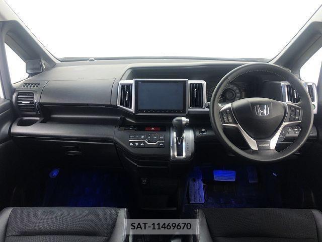 Honda e 2015-01 215163-1