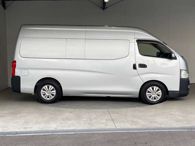 Nissan NV350 Caravan 2014-09 187563-9