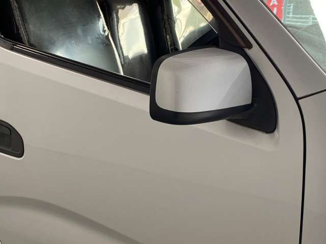 Nissan NV350 Caravan 2014-09 187563-18