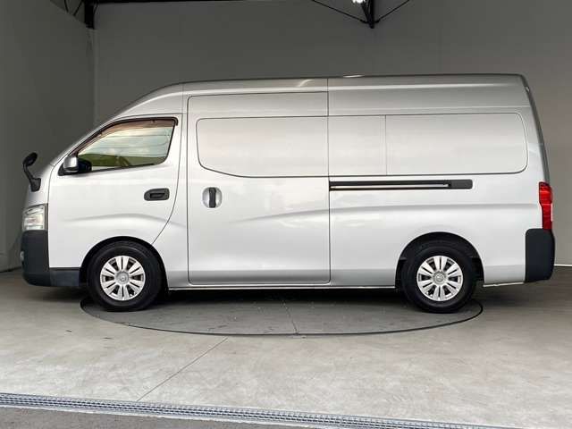 Nissan NV350 Caravan 2014-09 187563-13