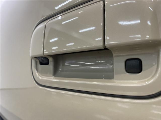 Suzuki X BEE 2018-06 14698-22