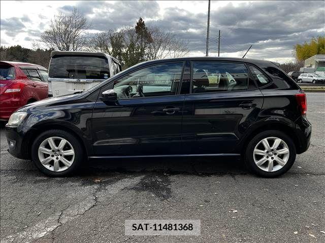 VolksWagen POLO 2011-06 218261-5